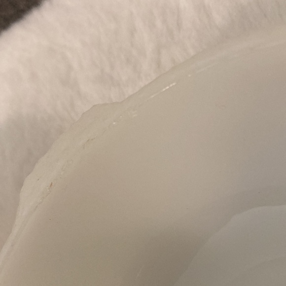 Vintage Anchor Hocking Fire King Bowls - Picture 9 of 9